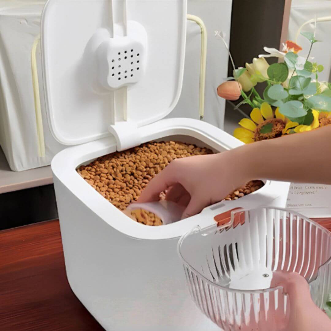 BOITE À CROQUETTES POUR CHAT | Rangement hermétique et pratique™ - opaschats